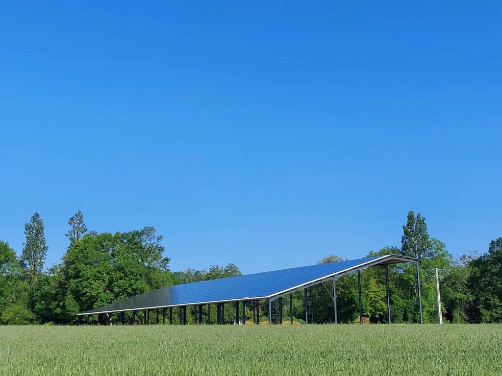 location-toiture-photovoltaique-solaire-1024x768
