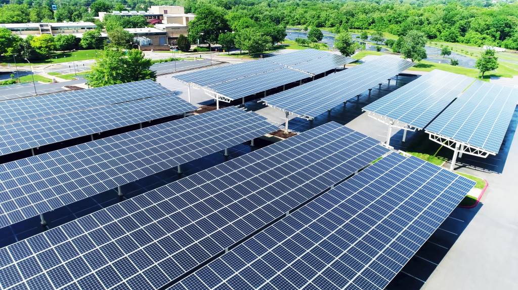 photovoltaique-fonctionne-ombriere-comment