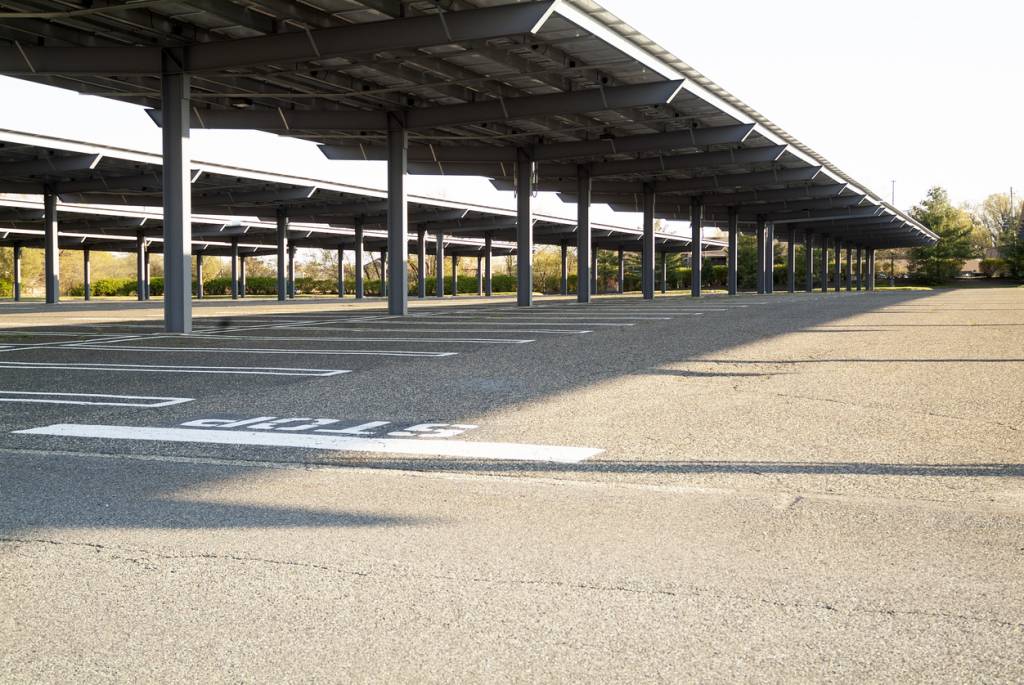 photovoltaiques-ombrieres-surfaces-solution-parkings