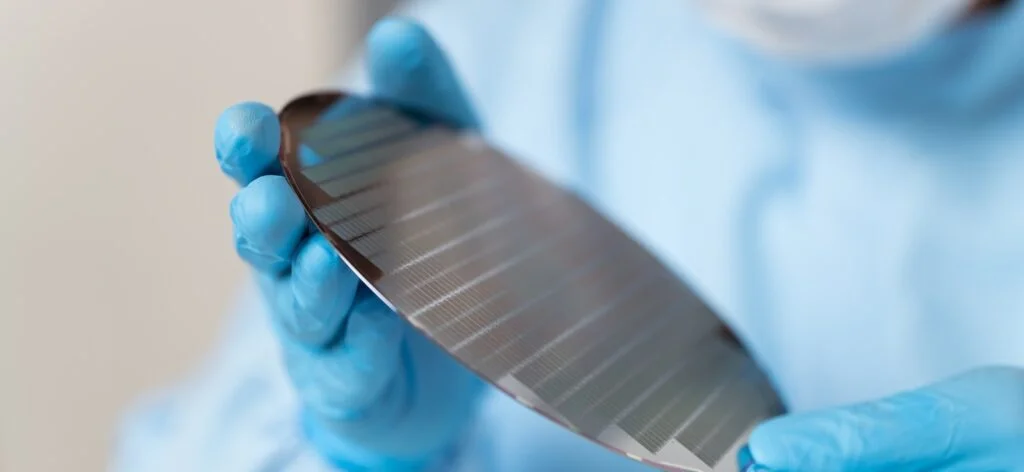 wafer-cellule-photovoltaique-1024x472